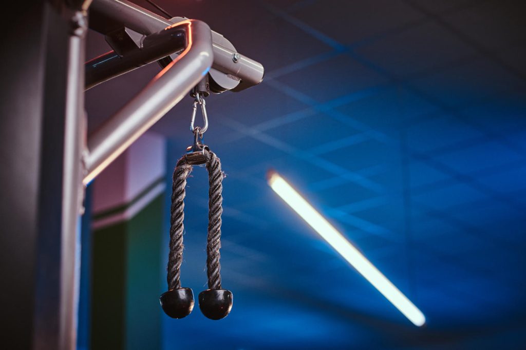 Straight Arm Pulldown Hareketinin Faydaları Nelerdir?